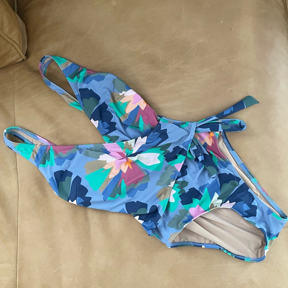 New Gap swimsuit, faux wrap.